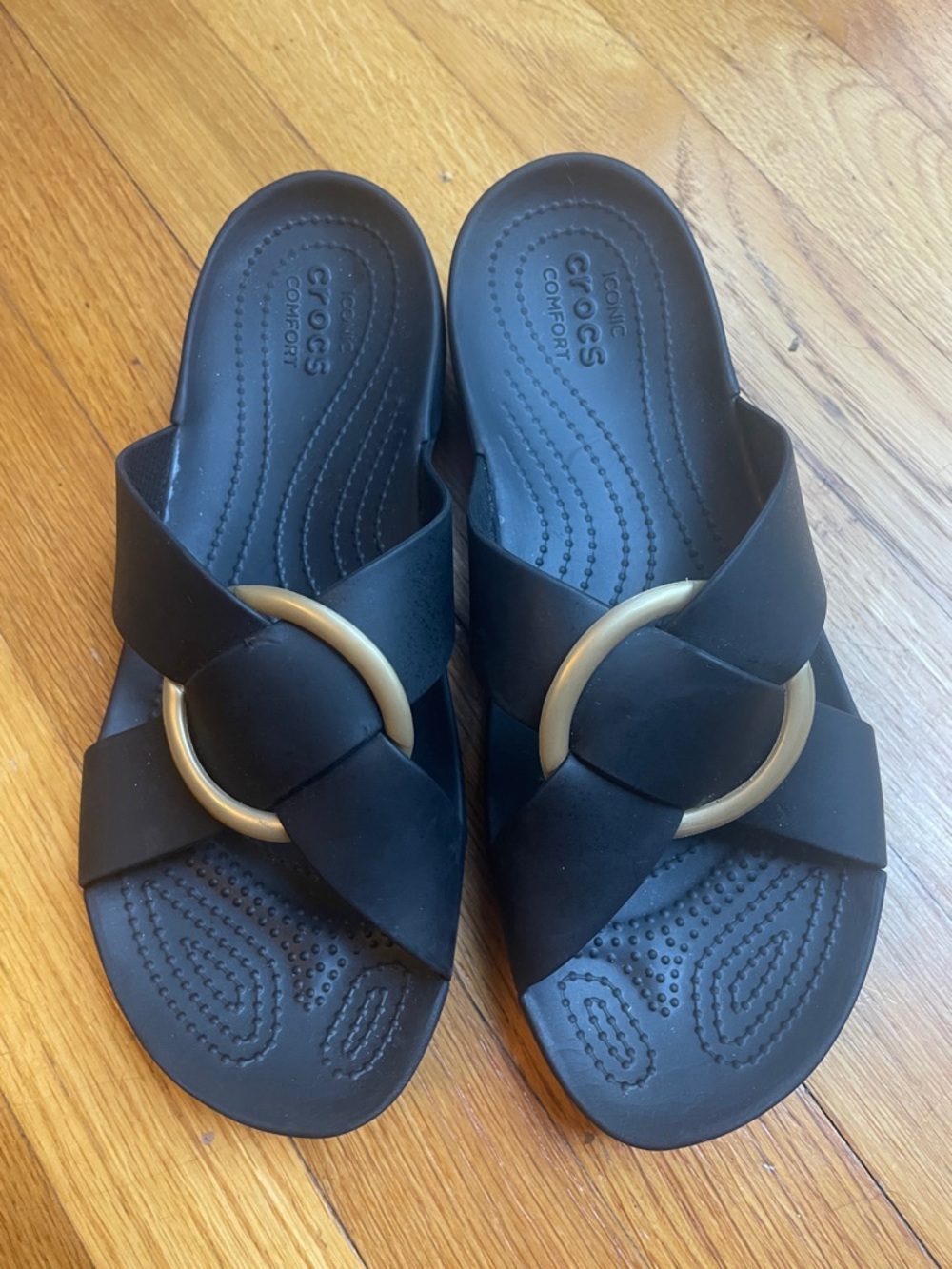 Black Crocs Serena Cross-Band Slide Sandals Nice Condition